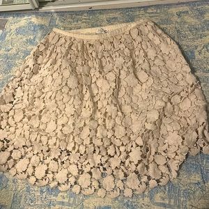 Club Monaco white embroidered cotton skirt.